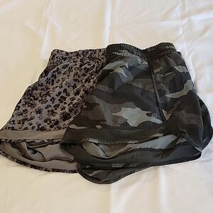 Bundle Athleta Printed Mesh Racer Run Short